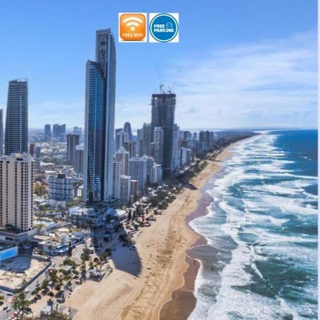 Beachside Apartment In The Heart Of Surfers Paradise - Free Parking Gold Coast Esterno foto